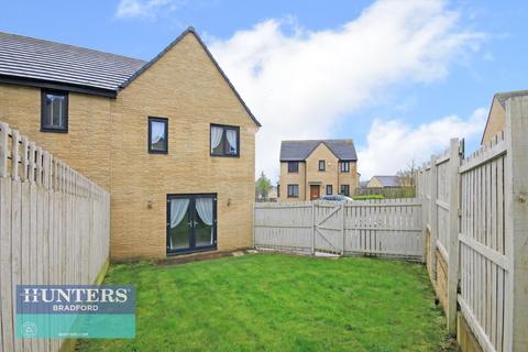 3 bedroom semi-detached house for sale, Dean House Gate, Allerton, Bradford, West Yorkshire, BD15 8HF