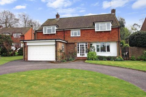10 Cherry Orchard, Ashtead, KT21 1HS