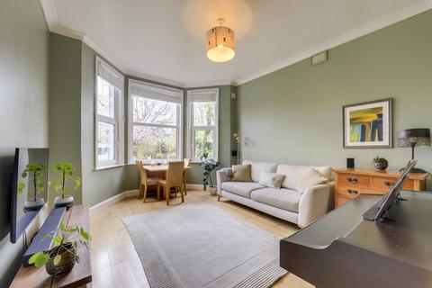 102a Bargery Road, London, SE6 2LW