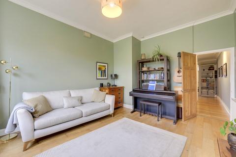 102a Bargery Road, London, SE6 2LW