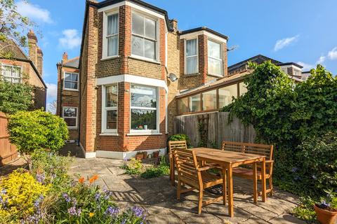 102a Bargery Road, London, SE6 2LW