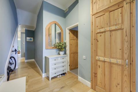 102a Bargery Road, London, SE6 2LW