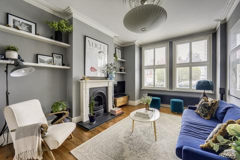 3 bedroom end of terrace house for sale, Brownhill Road, London, SE6