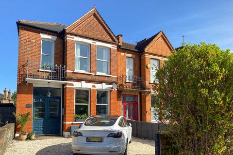 341 Brownhill Road, London, SE6 1AL