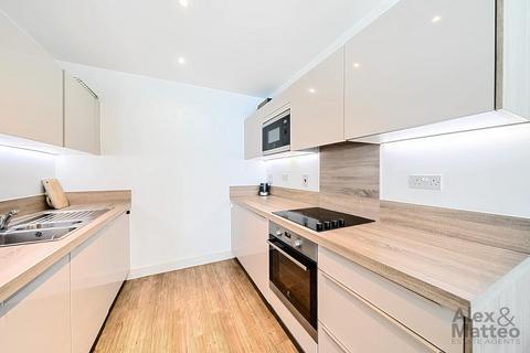 1 bedroom flat for sale, Greenland Place, Surrey Quays, SE8