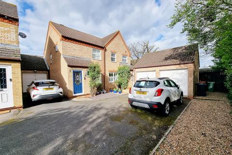 2 bedroom semi-detached house for sale - Grange Road, Barton-le-Clay, Bedfordshire, MK45