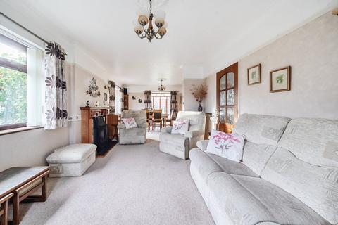 3 bedroom chalet for sale, Station Road, Alresford, Colchester, CO7