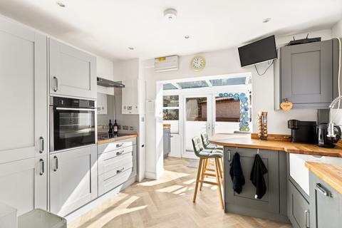 26 White Cliff Way, Folkestone, CT19 6DX