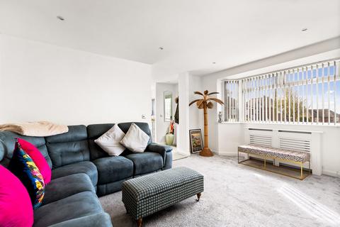 26 White Cliff Way, Folkestone, CT19 6DX
