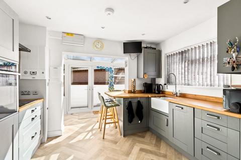 26 White Cliff Way, Folkestone, CT19 6DX