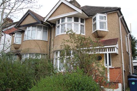 39 Southfields, London, NW4 4LX