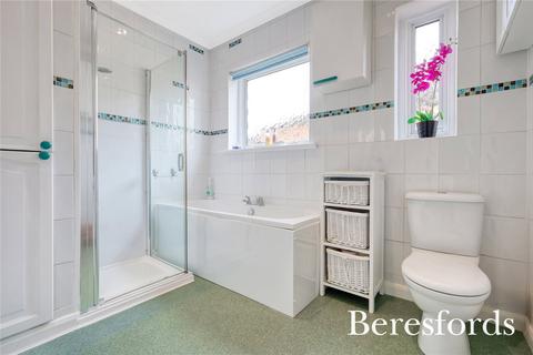 53 Waldegrave Gardens, Upminster, RM14 1UT