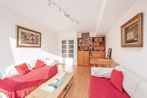 1 bedroom apartment to rent, Powis Square London W11
