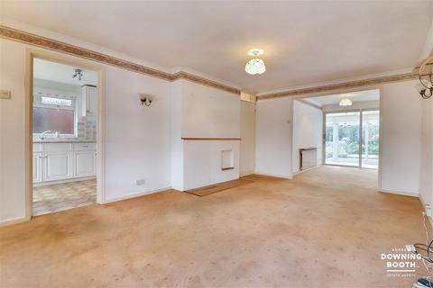 5 Walkers Croft, Lichfield, WS13 6TR