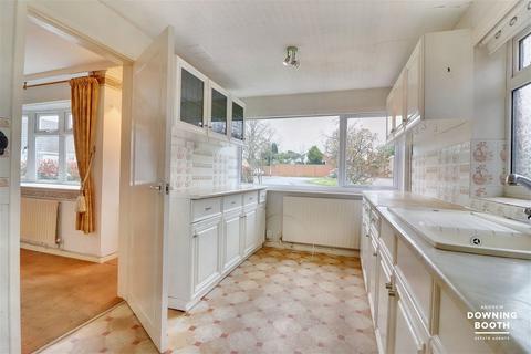 5 Walkers Croft, Lichfield, WS13 6TR