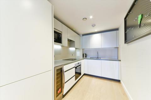 2 bedroom flat to rent, The Cooper Building, 36 Wharf Road, London, N1