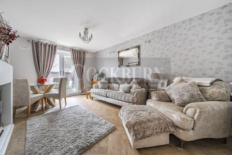 2 bedroom maisonette for sale, Balder Rise, London, SE12