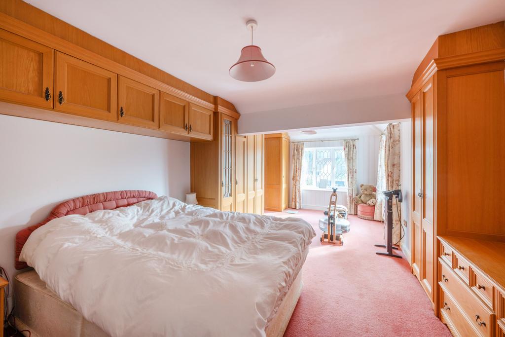 Bedroom 1 R