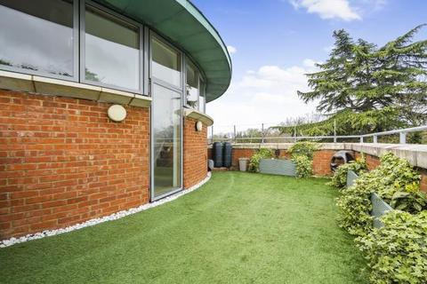 2 bedroom flat for sale, Reading,  Berkshire,  RG1