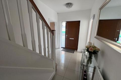 4 bedroom detached house for sale, Willow Rise, Birtley, Chester Le Street, Chester Le Street, DH3 1FG