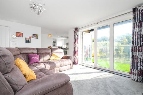 2 bedroom flat for sale, Castle Hill Drive, Castle Hill, Ebbsfleet Valley, Swanscombe, DA10