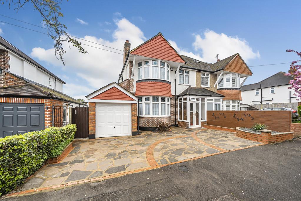 Durrants Drive, Croxley Green... 3 bed semidetached house for sale £