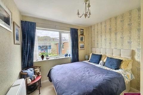 6 Glan Ffyddion, Dyserth, Rhyl, LL18 6EG