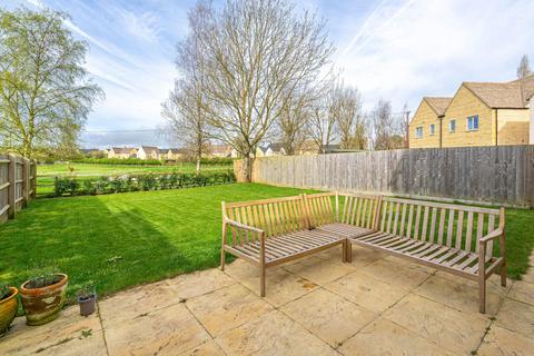 4 bedroom detached house for sale, Old Ilsom Farm Road, Tetbury