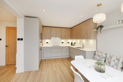 3 bedroom flat for sale, 4/2 Ravelston Rise, Craigleith Avenue South, Edinburgh, EH4 3LQ