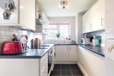 2 bedroom apartment for sale, Calvert Drive, Burnt Mills, Basildon, Essex, SS13