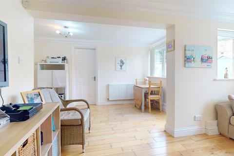 12 Calvert Drive, Basildon, SS13 1TB