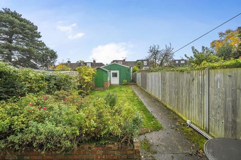 46 Cardinal Avenue, Kingston Upon Thames, KT2 5SB