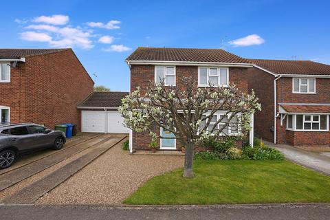 3 bedroom detached house for sale, Chaffes Lane, Upchurch