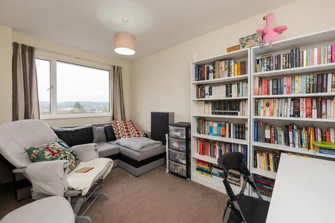 5 Dyrham Close, Kingswood, Bristol, BS15 4JE