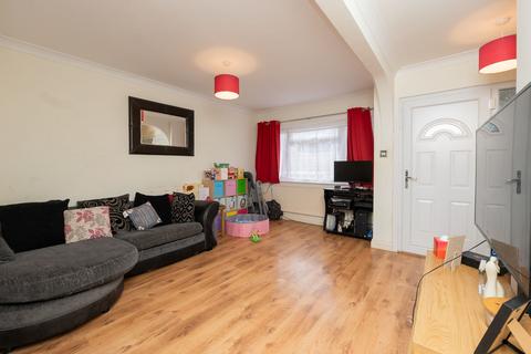 5 Dyrham Close, Kingswood, Bristol, BS15 4JE