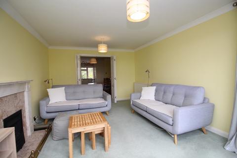 2 bedroom apartment to rent, Ray Park Avenue, Maidenhead