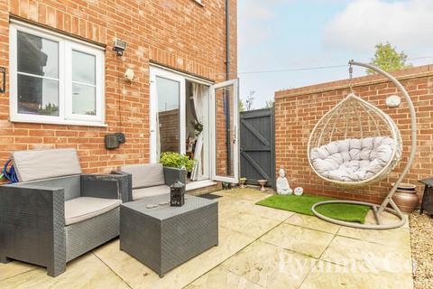 2 bedroom end of terrace house for sale, Blue Boar Lane, Norwich NR7