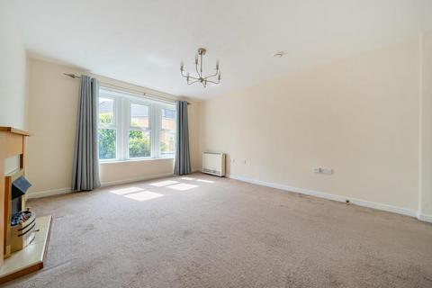 2 bedroom apartment to rent, Martingale Chase,  Newbury,  RG14