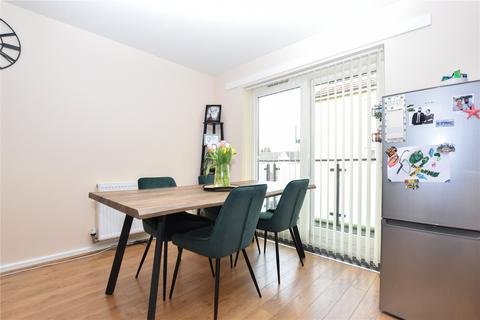 6 Talehangers Close, Bexleyheath, DA6 8AE