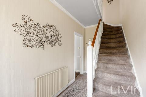 24 Annsworthy Crescent, London, SE25 6TF