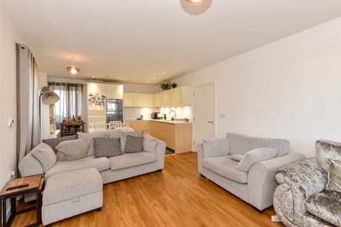 2 bedroom ground floor flat for sale, Safflower Lane, Harold Wood, Essex
