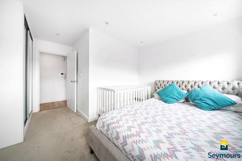 2 bedroom flat for sale, Bury Fields, Guildford GU2