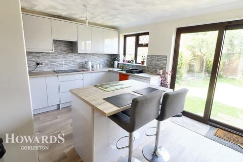 2 bedroom link detached house for sale, The Laurels, Hopton