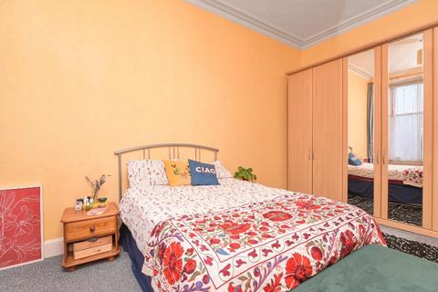 1 bedroom flat to rent, Howard Street, New Town, Edinburgh, EH3