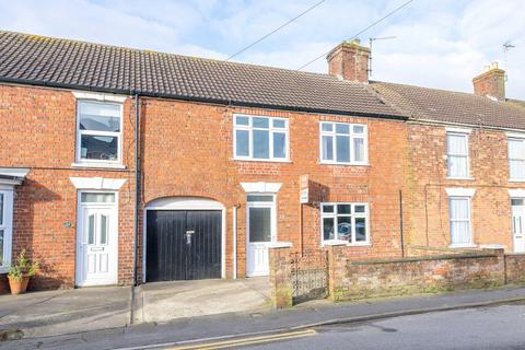 3 bedroom terraced house for sale, Halton Road, Spilsby, PE23