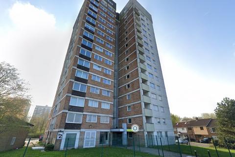 2 bedroom flat for sale, Roughwood Drive, Liverpool L33