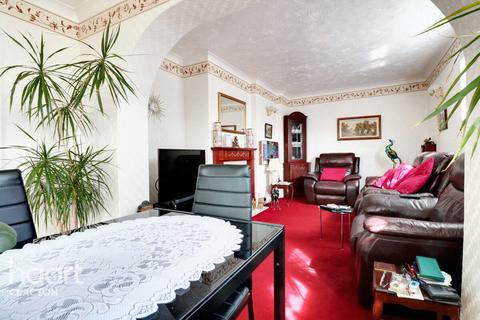3 bedroom detached bungalow for sale, Tudor Green, Clacton-On-Sea