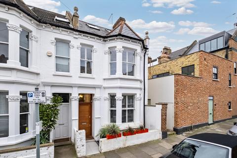 4 bedroom end of terrace house for sale, Glendarvon Street, London, SW15