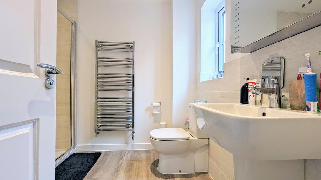 Ensuite Shower Room
