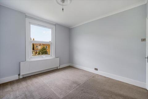 2 bedroom flat for sale, Bradley Gardens, Ealing, London, W13